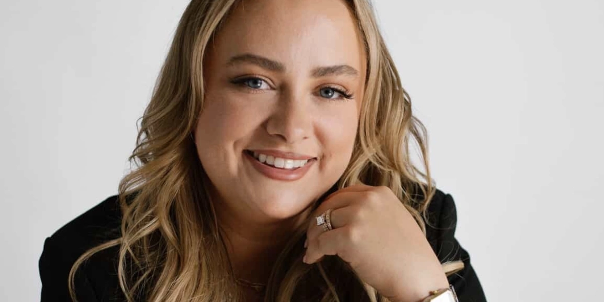 Paige from Sunkissed Curves