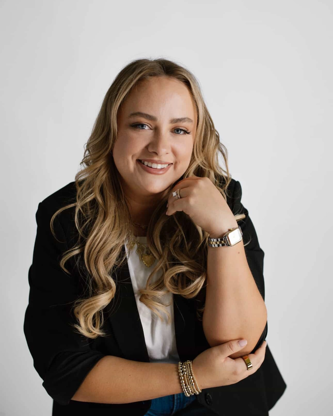 Sunkissed Curves - Tanning Partner